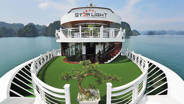 Starlight Cruises